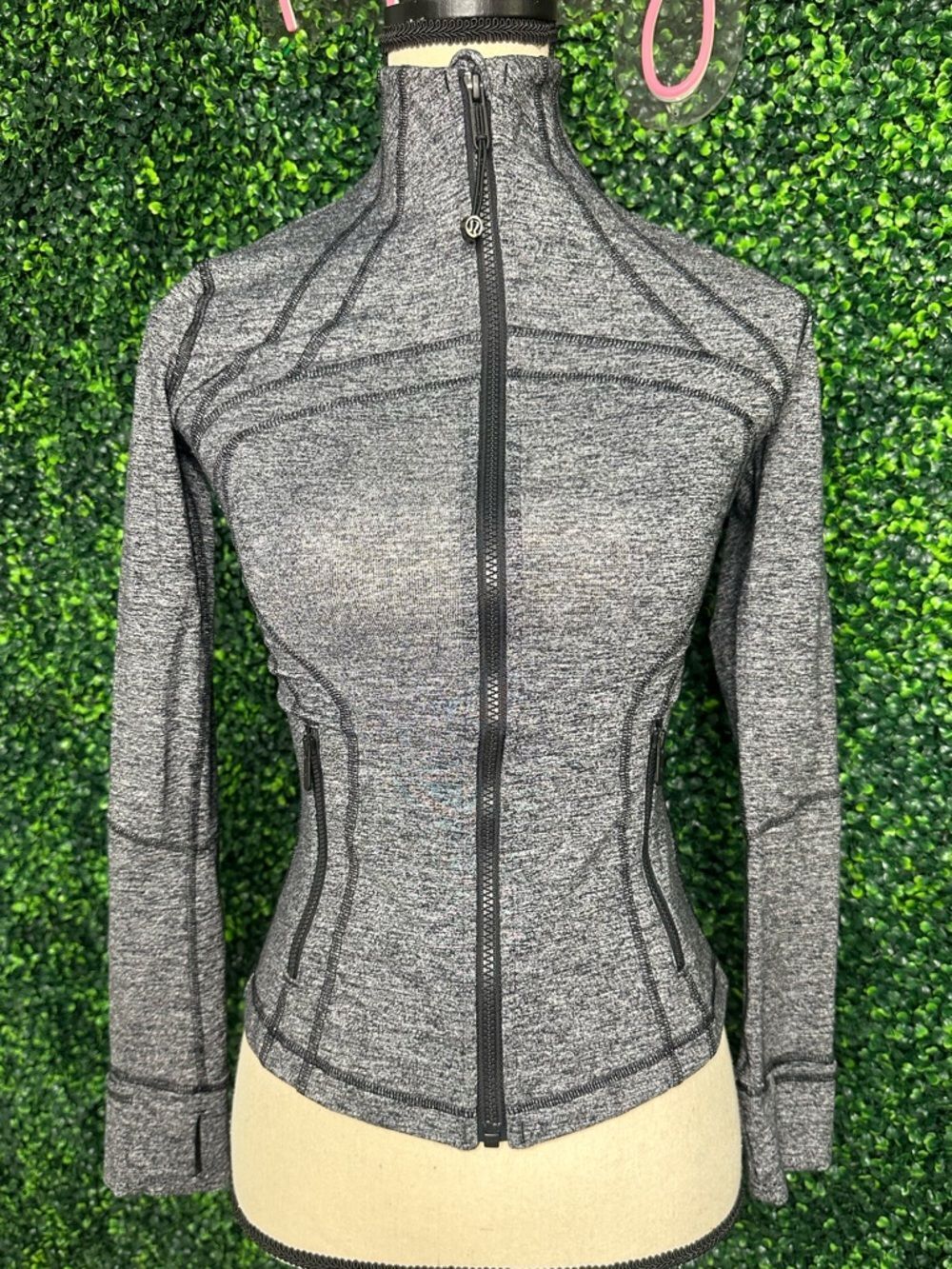 Lululemon Define Jacket Luon Heathered Black Gray Full Zip Thumbholes Size 2